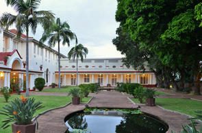 Victoria Falls Hotel